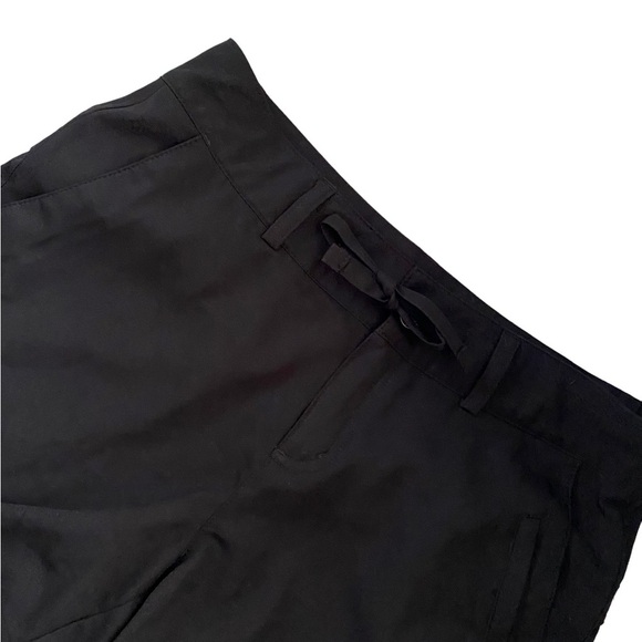{Magellan} Black Chinos Shorts with pockets and belt loops - Picture 9 of 9